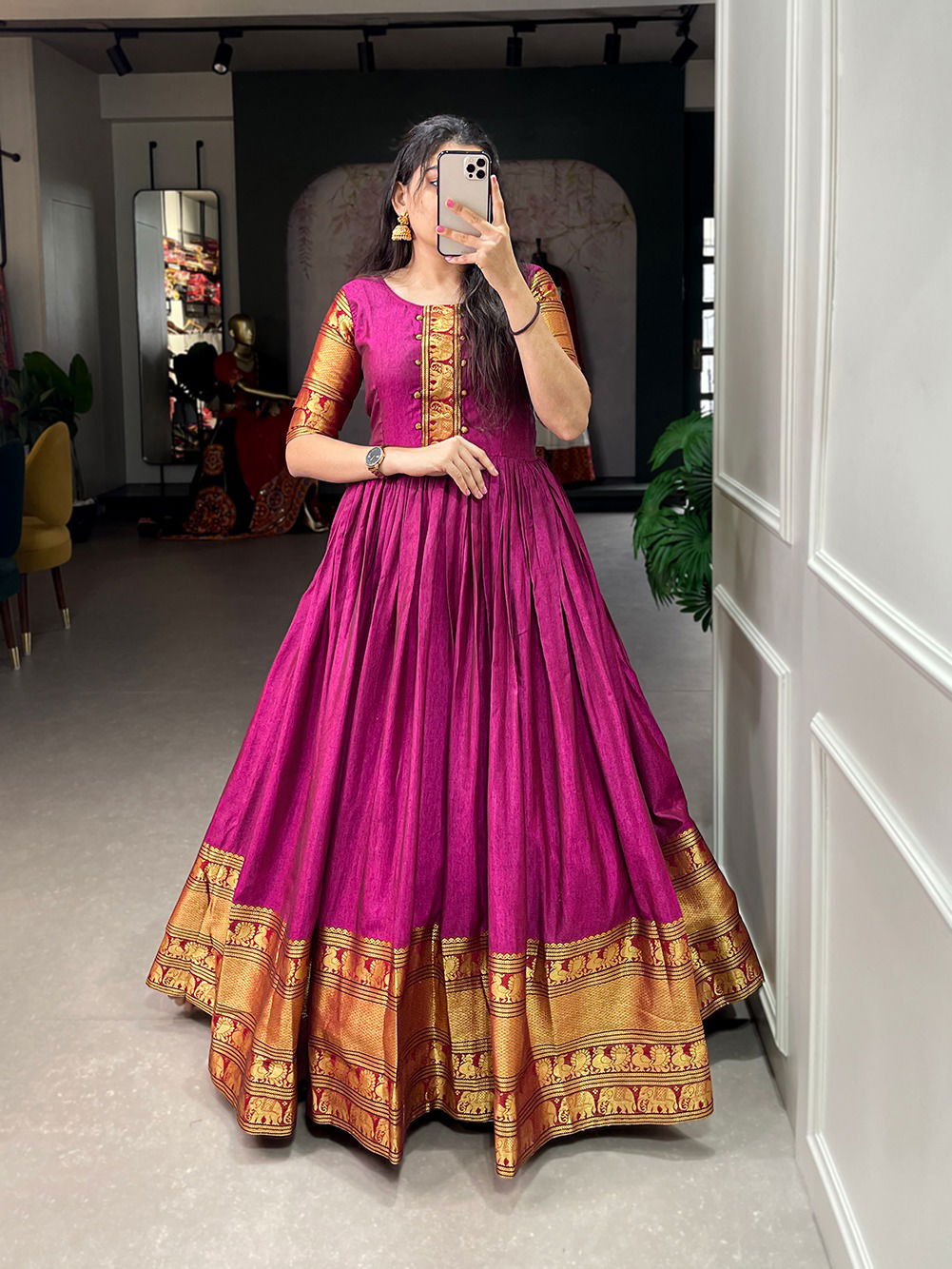 LC 71 By Laabh Narayan Pet Cotton Designer Gown Wholesale Suppliers In Mumbai